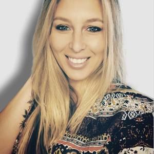 Meet your Posher, Cassie